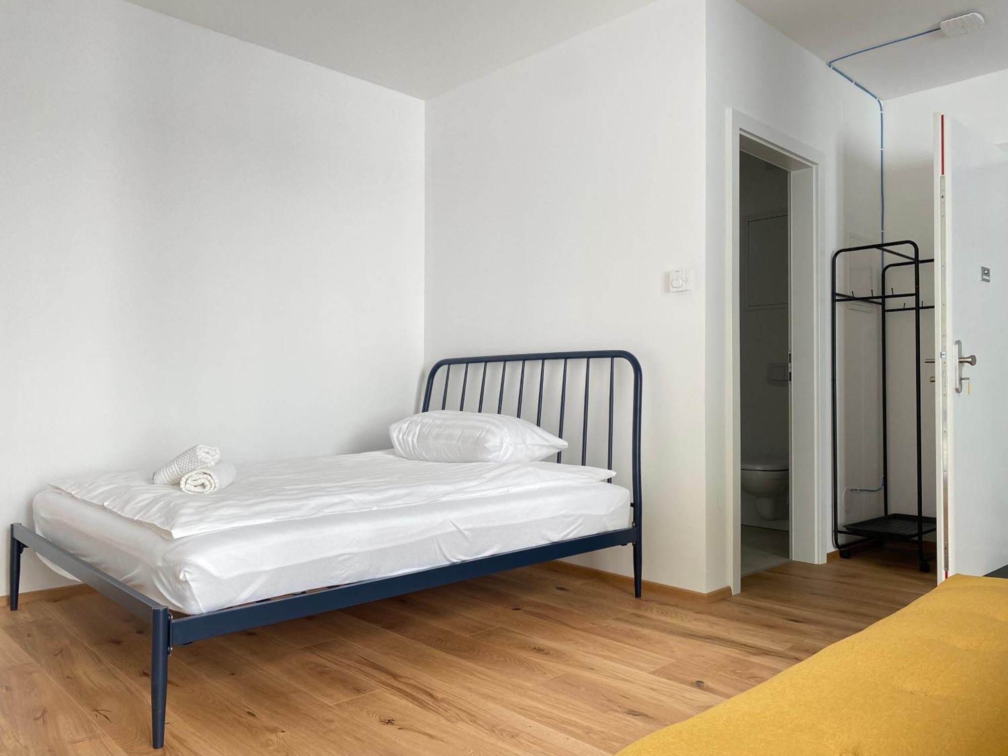 Stad10 - Apartments Very Close To Subway U2 Stadlau Vienna Room photo
